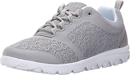 Slip-On Sneaker vs Lace-Up vs Knit Runner: Best Airport Shoe? (2026)