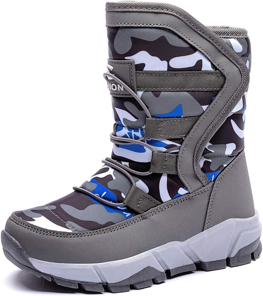 Slip-On Sandals vs Strap Sandals for Yard Work (2026 Comparison)