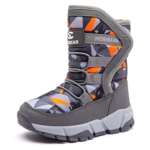 Running Shoes vs Fashion Sneakers vs Walking Shoes — Summer 2026