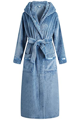 Richie House Premium Hooded Fleece Robe