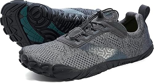 Trail Sneakers vs Trail Runners: Weekend Hikes for Students (2026)