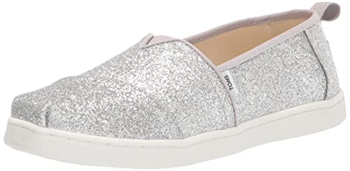Best Slip-On Sneakers for Dorm Life and Day Trips (2026)