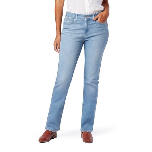 Best Straight-Leg Jeans for Women (2026): Classic Fit & Comfortable Stretch