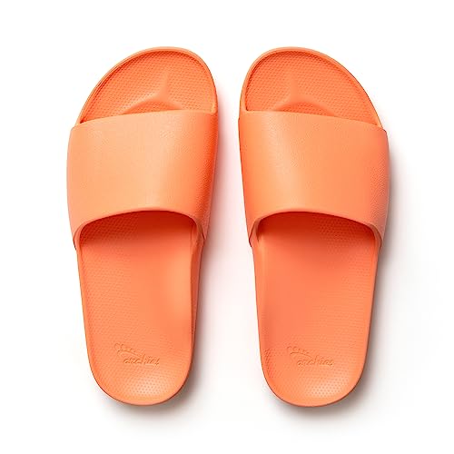 Best Compression Socks vs Cushioned Insoles for Standing Jobs (2026)