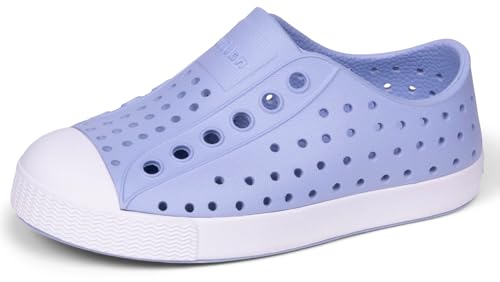 Slip-On vs Lace-Up vs Velcro Sandals (2026): Easy Spring Wear